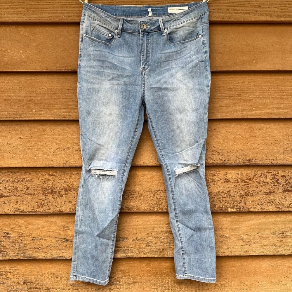 Special A Los Angeles Distressed Skinny Blue Jeans Size XL